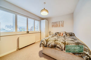 Photo 16- click for photo gallery